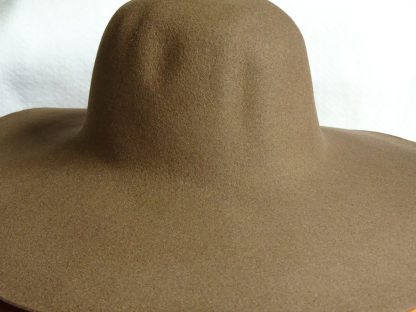 visone bruin grijs gladhaar cappelline (capeline) voor vilthoed