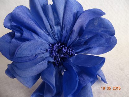 blauwe klaproos voor hoed of fascinator