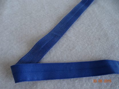 elastisch afbiesband voor afwerking in korenblauw