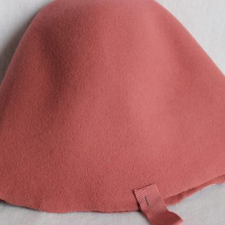 wolvilt cloche ( cone) in oud roze voor hoed