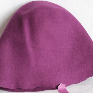 wolvilt cloche ( cone) in viola paars voor hoed