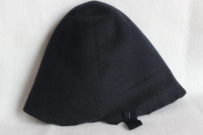 wolvilt cloche ( cone) in donker blauw voor hoed
