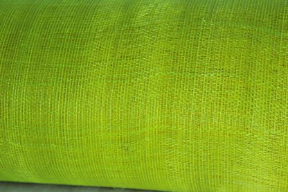 fluor groen sisal (sinamay) geappreteerd voor een hoed, fascinator of afwerking