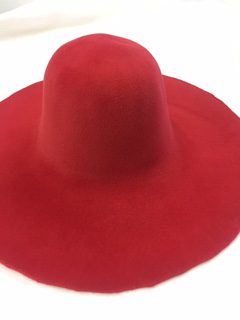 Rode haarvilt cappelline (capeline) voor grote hoed