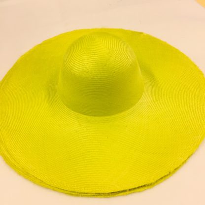 Fluor gele parasisal cappelline (capeline) voor zomer hoed