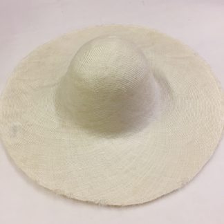 Witte parasisal cappelline (capeline) voor zomer hoed