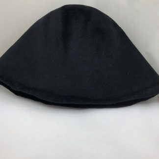 zwarte velour cloche ( cone ) voor kleine hoed