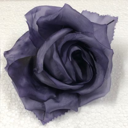 Engelse roos voor corsage, hoed of fascinator lavendel