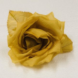 Engelse roos voor corsage, hoed of fascinator geel