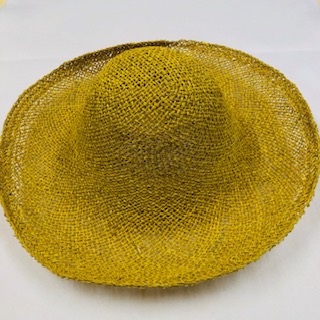 Zeegras cappelline in mosterd geel ( seagrass, erba, capeline)