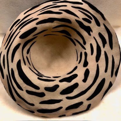 2-kleur cap. wol beige zwart zebra