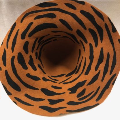 2-kleur cap. wol cognac zwart zebra