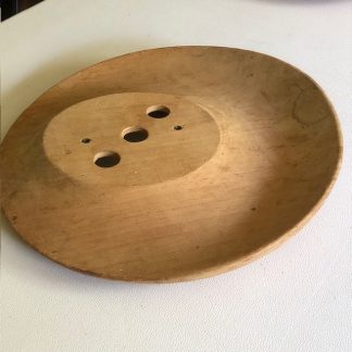 Relevee rand voor charmante hoed