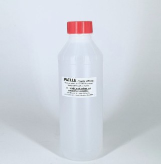 Fles paille of stro appret voor het verstevigen van strohoeden.