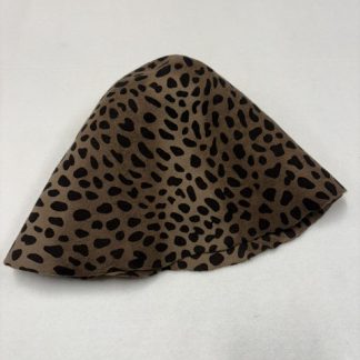 Dierenprint wol cloche voor hoed met kleine rand of dop, 3 kleuren met zwart.